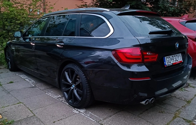 BMW Seria 5 cena 65000 przebieg: 215000, rok produkcji 2011 z Gdańsk małe 16